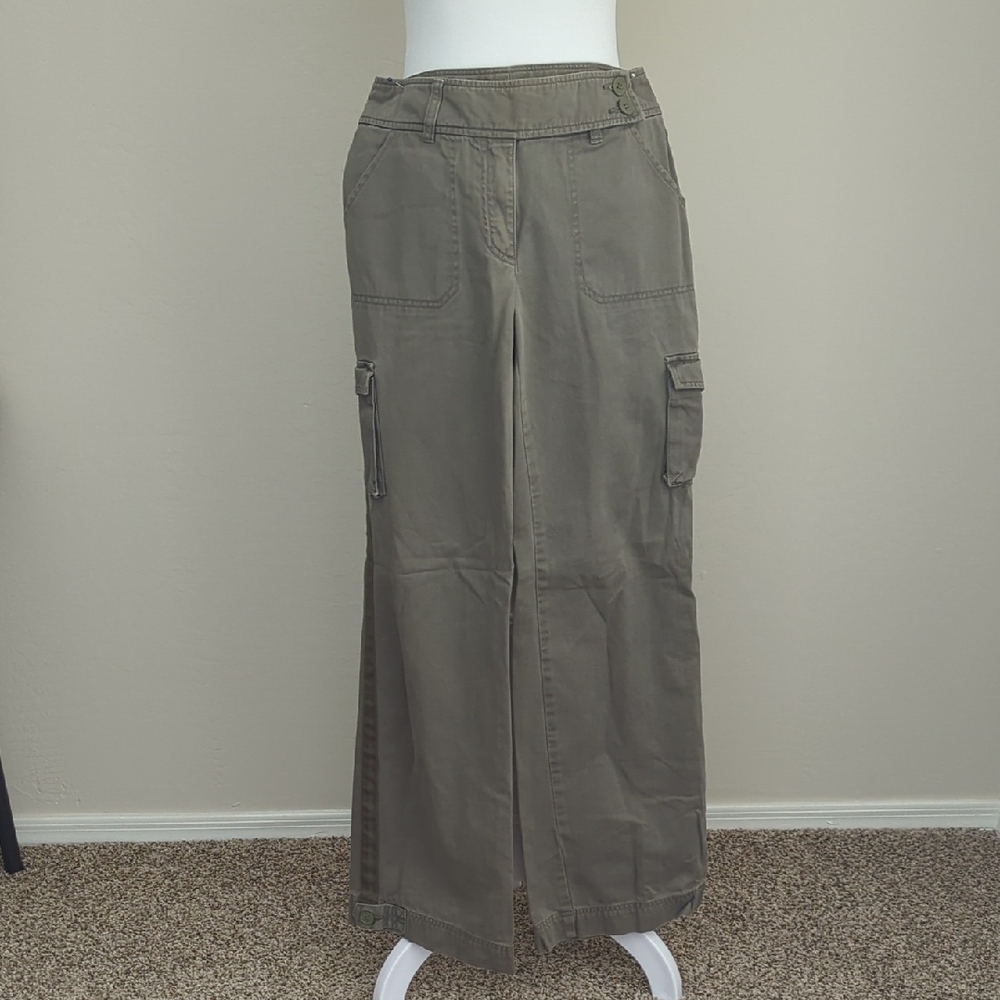 New York & Company Olive Cargo Pants, 4